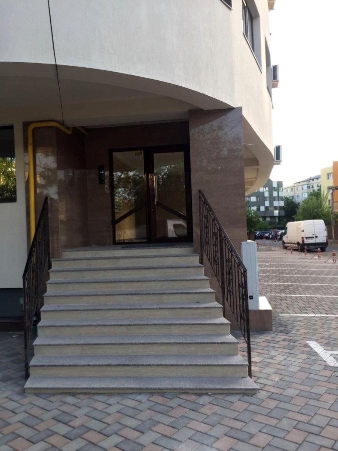 Elyse Comfortable Apartment Close To Palas Mall Iasi Buitenkant foto